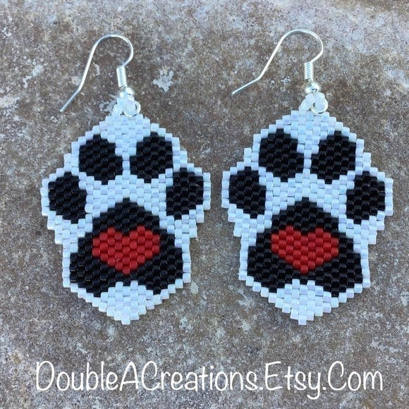 Black White And Red Puppy Love Heart Beaded Earrings, New, Handmade by Me - Picture 1 of 8